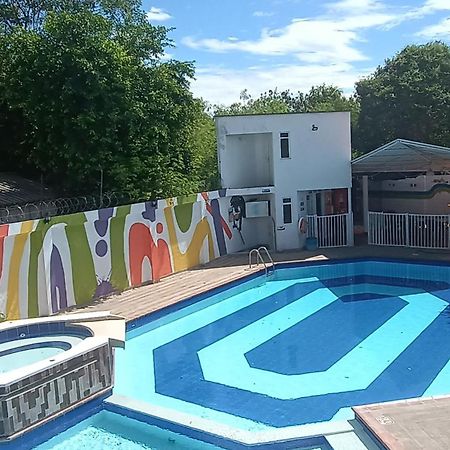 Villa Alejandra 히라르도트 외부 사진