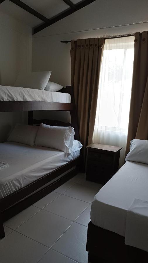 Villa Alejandra 히라르도트 외부 사진
