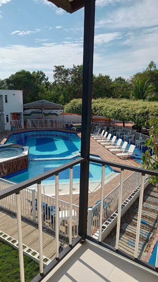 Villa Alejandra 히라르도트 외부 사진